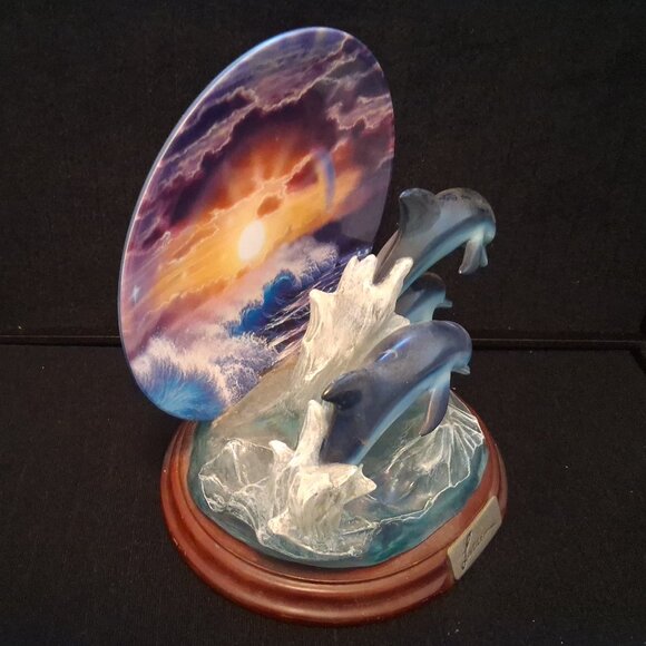 The Bradford Exchange Paradise Discovery Series Vintage Collector Plates - Picture 3 of 11